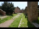 03620 ostia - regio i - via dei balconi - blick von norden ri via di diana.jpg